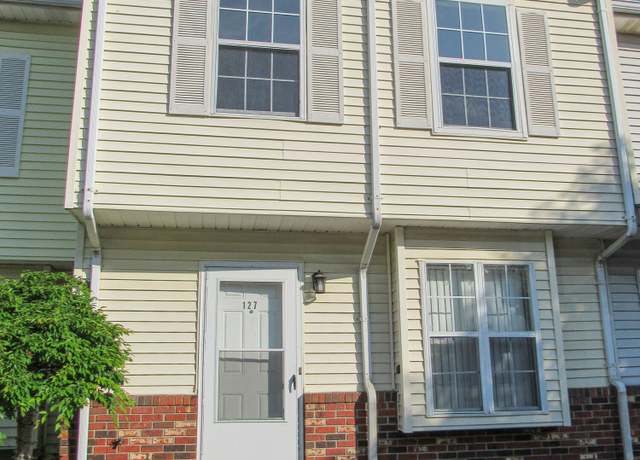 Property at 127 Meli Ln, Jackson, NJ 08527, 2 beds, 2.5 baths