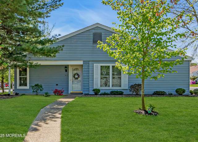 Property at 555B Malvern Ct, Manchester, NJ 08759, 2 beds, 2 baths