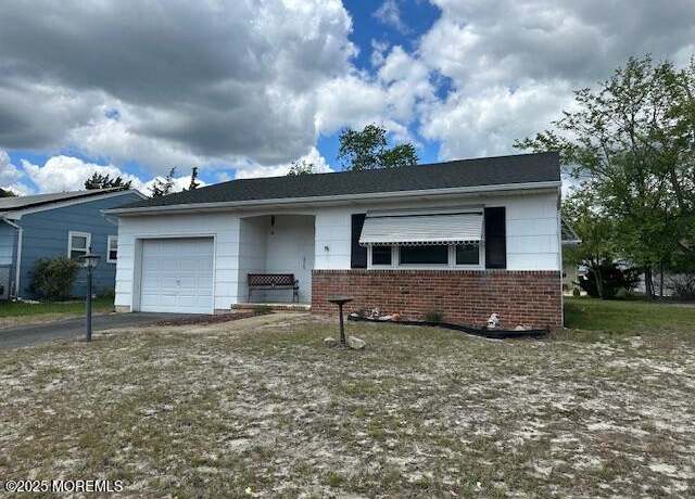 Property at 80 Westbrook Dr, Toms River, NJ 08757, 2 beds, 1 bath