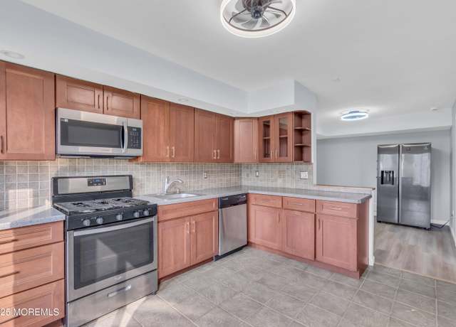 Property at 23 Arlene Ct #4103, Brick, NJ 08723, 3 beds, 1.5 baths