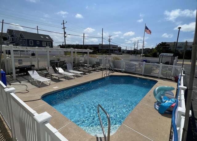 Property at 1679 Route 35 #7, Ortley Beach, NJ 08751, 1 bed, 1 bath