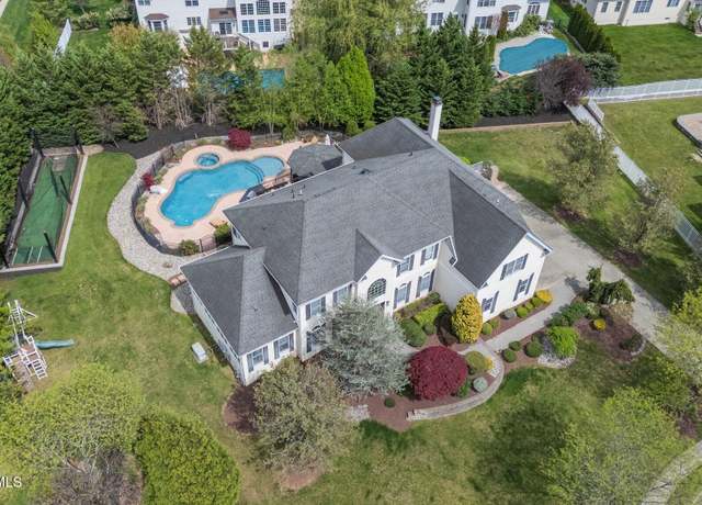 Property at 12 Ellery Pl, Marlboro, NJ 07746, 5 beds, 5.5 baths