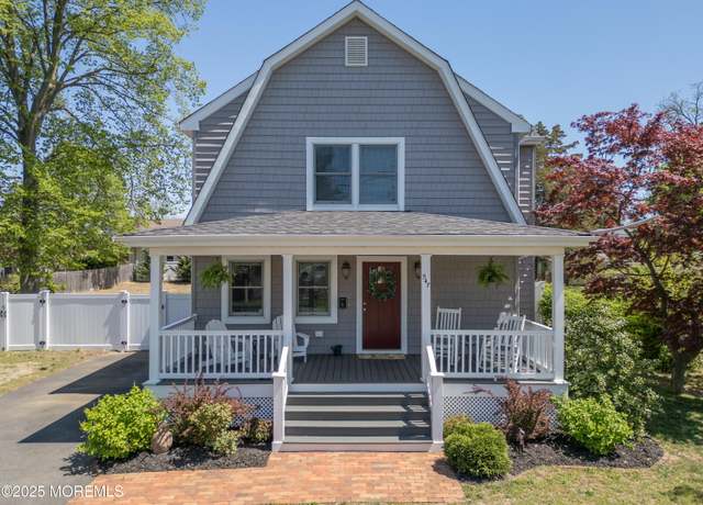 Property at 547 Greene Ave, Belford, NJ 07718, 3 beds, 2.5 baths