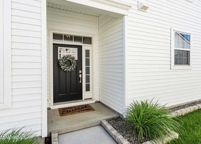 Property at 21 Gulfstream Rd, New Egypt, NJ 08533, 3 beds, 3 baths