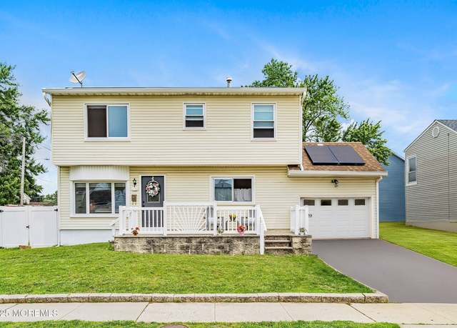 Property at 39 Scholer Dr, Union Beach, NJ 07735, 5 beds, 2 baths