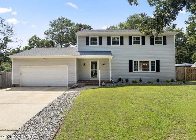 Property at 600 Driscol Dr, Brick, NJ 08724, 4 beds, 3 baths