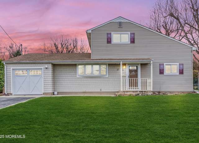Property at 27 Koenig Ln, Freehold, NJ 07728, 4 beds, 2 baths