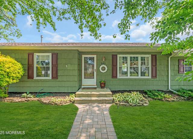 Property at 840 Madison Ave, Toms River, NJ 08757, 4 beds, 2 baths