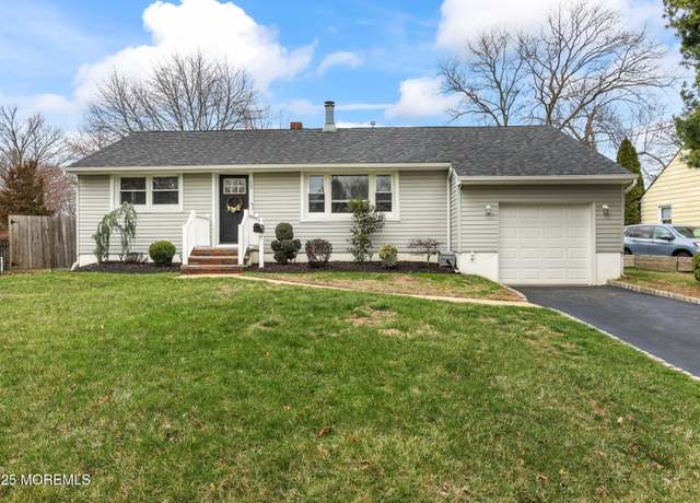 Property at 12 Edgewater Dr, Matawan, NJ 07747, 2 beds, 2 baths