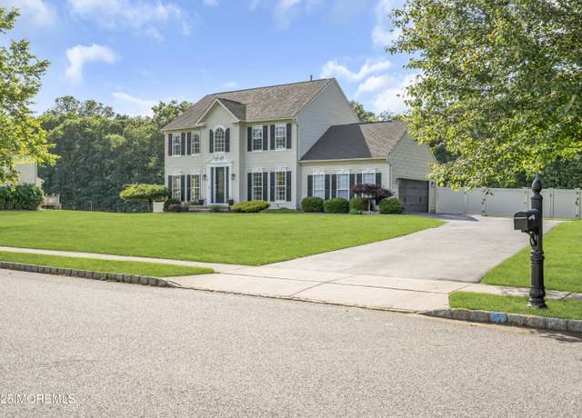 Property at 8 Reagan Dr, Jackson, NJ 08527, 4 beds, 2.5 baths