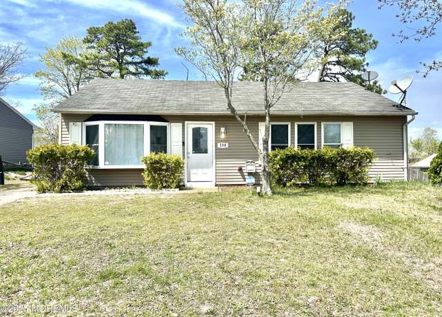 Property at 158 Windward Dr, Barnegat, NJ 08005, 3 beds, 1 bath