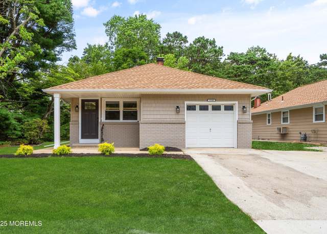 Property at 1768 Mount Everest Ln, Toms River, NJ 08753, 2 beds, 2 baths