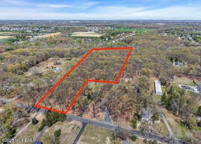 Property at 530 Casino Dr, Farmingdale, NJ 07727