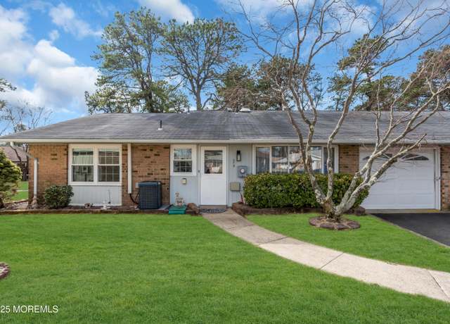 Property at 66B Buckingham Dr, Manchester, NJ 08759, 2 beds, 2 baths