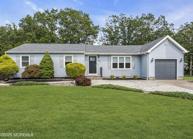 Property at 317 Trenton Ave N, Bayville, NJ 08721, 4 beds, 2 baths