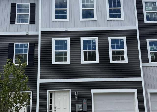Property at 9 Bay Breeze Dr, Waretown, NJ 08758, 3 beds, 2.5 baths