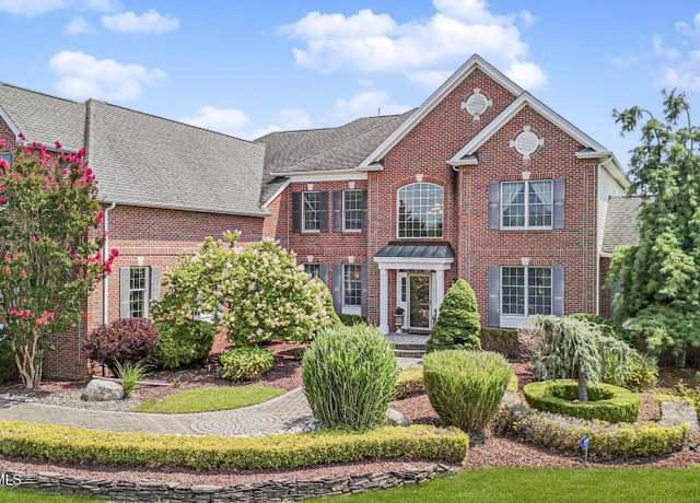 Property at 83 Tricentennial Dr, Freehold, NJ 07728, 4 beds, 3.5 baths