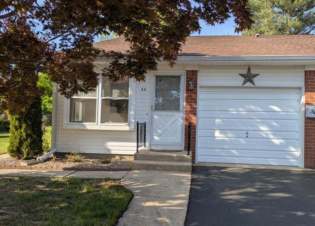 Property at 4 Bunker Hill Dr Unit A, Whiting, NJ 08759, 2 beds, 1.5 baths