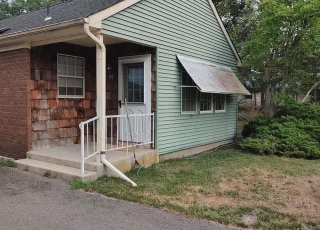 Property at 6C Deerfield Dr, Whiting, NJ 08759, 2 beds, 1 bath