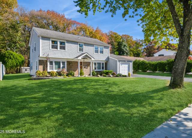 Property at 30 Courtland Ln, Aberdeen, NJ 07747, 4 beds, 2.5 baths