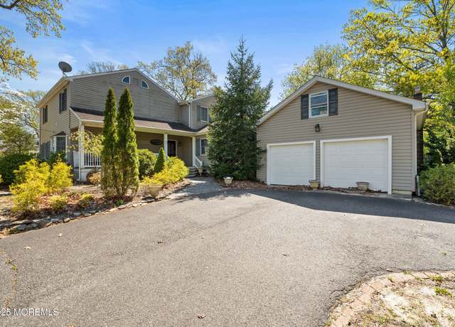 Property at 82 Larkin Pl, Oakhurst, NJ 07755, 4 beds, 3.5 baths