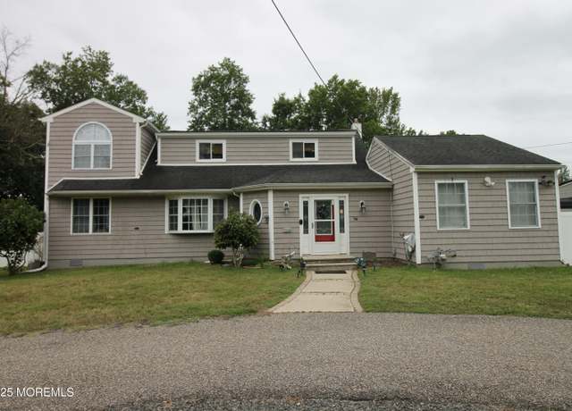 Property at 16 Maple Ln, Howell, NJ 07731, 5 beds, 3 baths