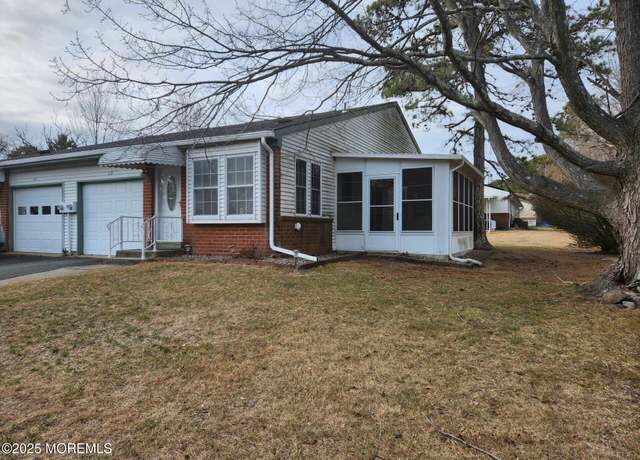 Property at 6-B Quincy Dr, Whiting, NJ 08759, 1 bed, 1 bath