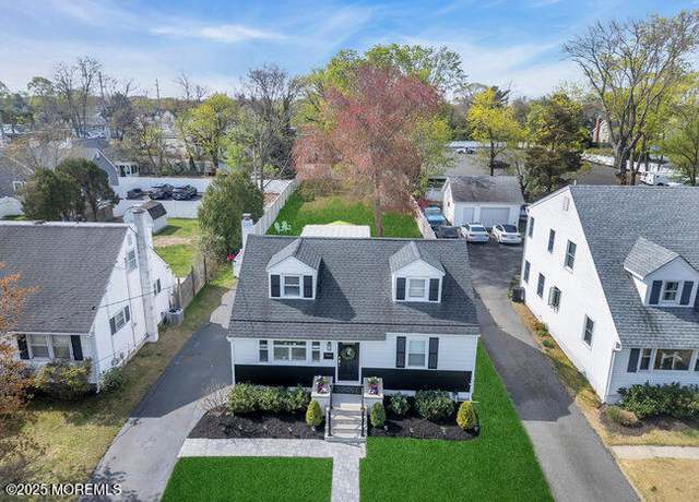 Property at 707 Park Ave, Spring Lake Heights, NJ 07762, 4 beds, 2.5 baths