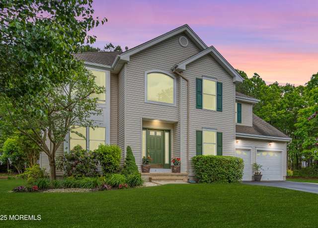 Property at 13 Dori Ln, Barnegat, NJ 08005, 4 beds, 2.5 baths