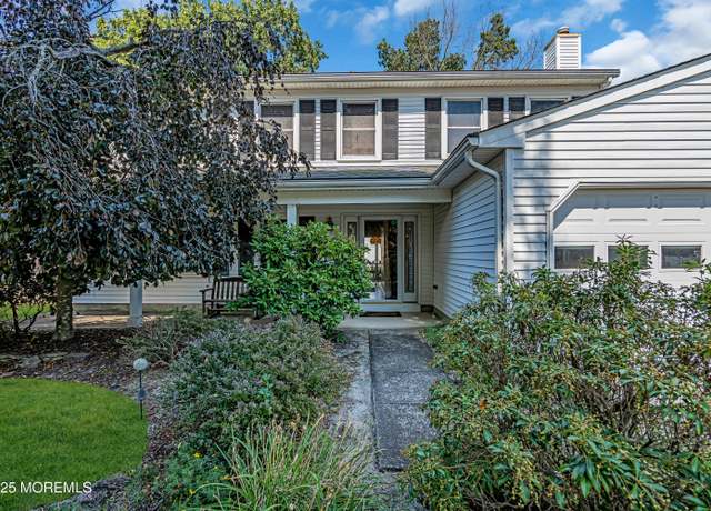 Property at 660 Branch Dr, Toms River, NJ 08755, 4 beds, 2.5 baths