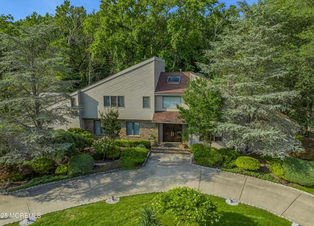 Property at 35 Shadow Lawn Dr, Oakhurst, NJ 07755, 7 beds, 5.5 baths