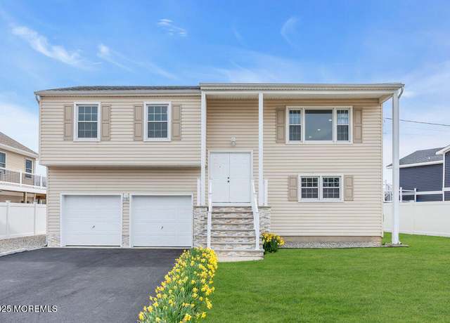 Property at 26 Mermaid Rd, Toms River, NJ 08753, 4 beds, 2 baths