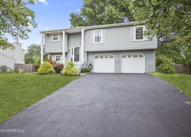 Property at 16 Peachstone Rd, Howell, NJ 07731, 3 beds, 2.5 baths
