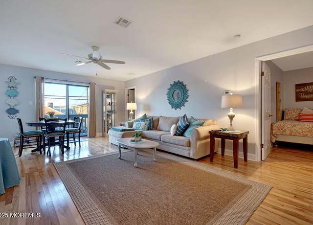 Property at 2101 Grand Central Ave #3, Lavallette, NJ 08735, 2 beds, 1 bath