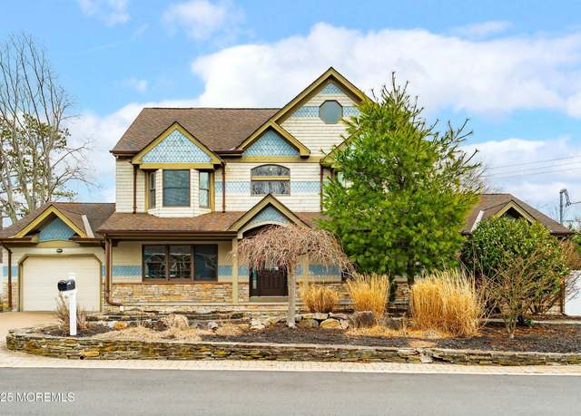 Property at 530 Riverwood Ave, Point Pleasant, NJ 08742, 6 beds, 5.5 baths