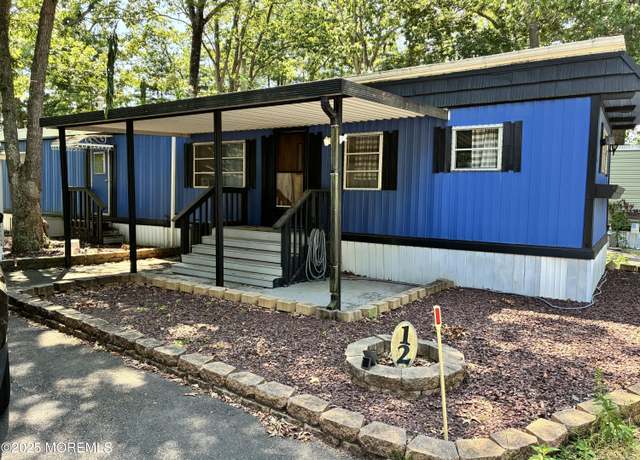 Property at 12 D Trl, Brick, NJ 08724, 2 beds, 1 bath