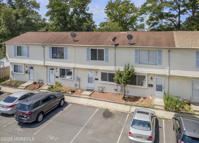 Property at 79 Carr Ave Unit C, Keansburg, NJ 07734, 2 beds, 1.5 baths