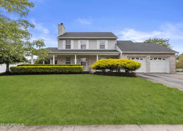Property at 39 Sarah Ln, Howell, NJ 07731, 3 beds, 1.5 baths