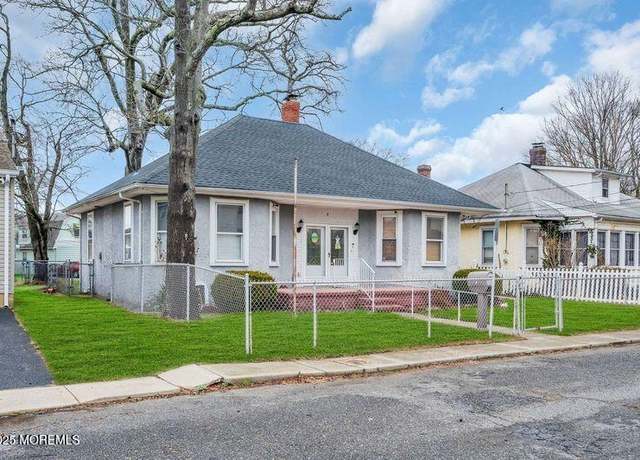 Property at 9 Maplewood Ave, Keansburg, NJ 07734, 3 beds, 2 baths