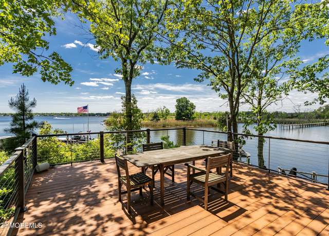 Property at 111 Princeton Ave, Brick, NJ 08724, 5 beds, 4.5 baths