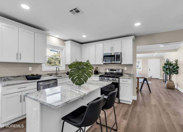 Property at 35 Doral Dr, Toms River, NJ 08757, 2 beds, 2 baths