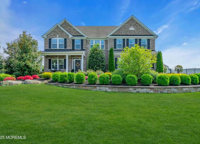 Property at 28 Gina Dr, Allentown, NJ 08501, 5 beds, 4.5 baths