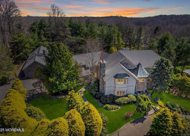 Property at 4 Colts Dr, Holmdel, NJ 07733, 8 beds, 9 baths