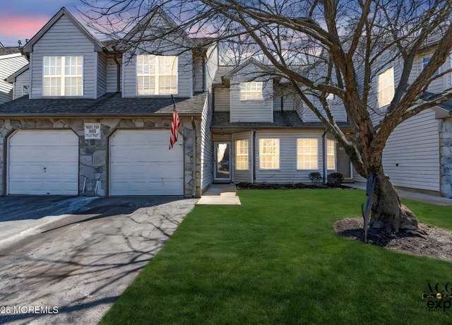 Property at 3303 Pepperbush Ct, Toms River, NJ 08755, 3 beds, 2.5 baths