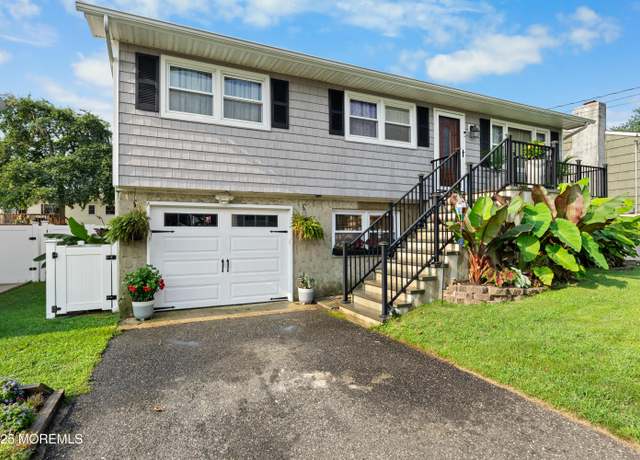 Property at 2118 Kenneth Rd, Point Pleasant, NJ 08742, 3 beds, 2 baths