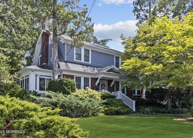 Property at 129 Broadway, Keyport, NJ 07735, 3 beds, 1.5 baths