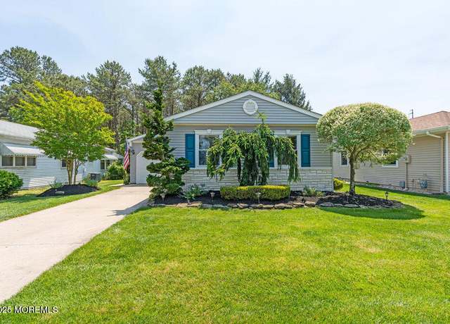 Property at 248 Orlando Blvd, Toms River, NJ 08757, 2 beds, 2 baths