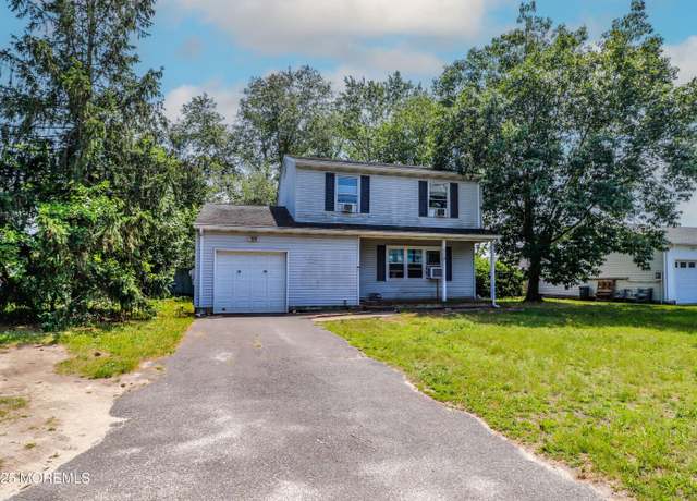 Property at 611 Pine St, Lanoka Harbor, NJ 08734, 3 beds, 1.5 baths