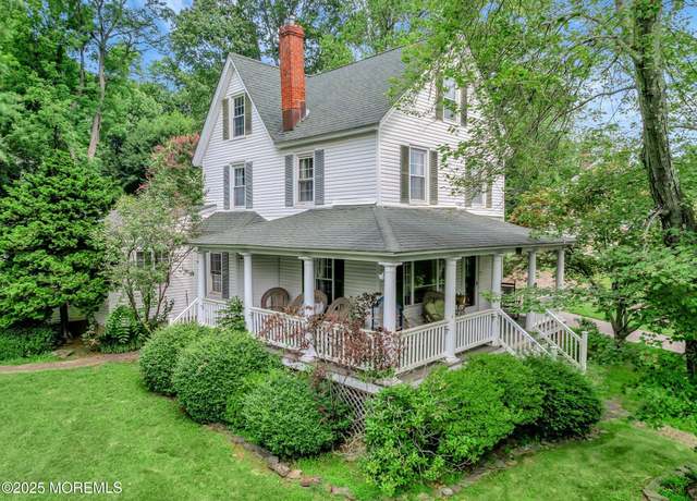 Property at 185 Monmouth Ave, Atlantic Highlands, NJ 07716, 3 beds, 1.5 baths