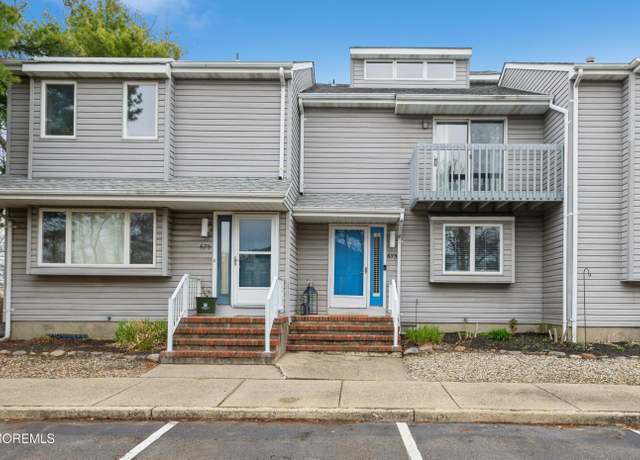 Property at 673 Ellicott Ave #109, Toms River, NJ 08753, 3 beds, 2.5 baths